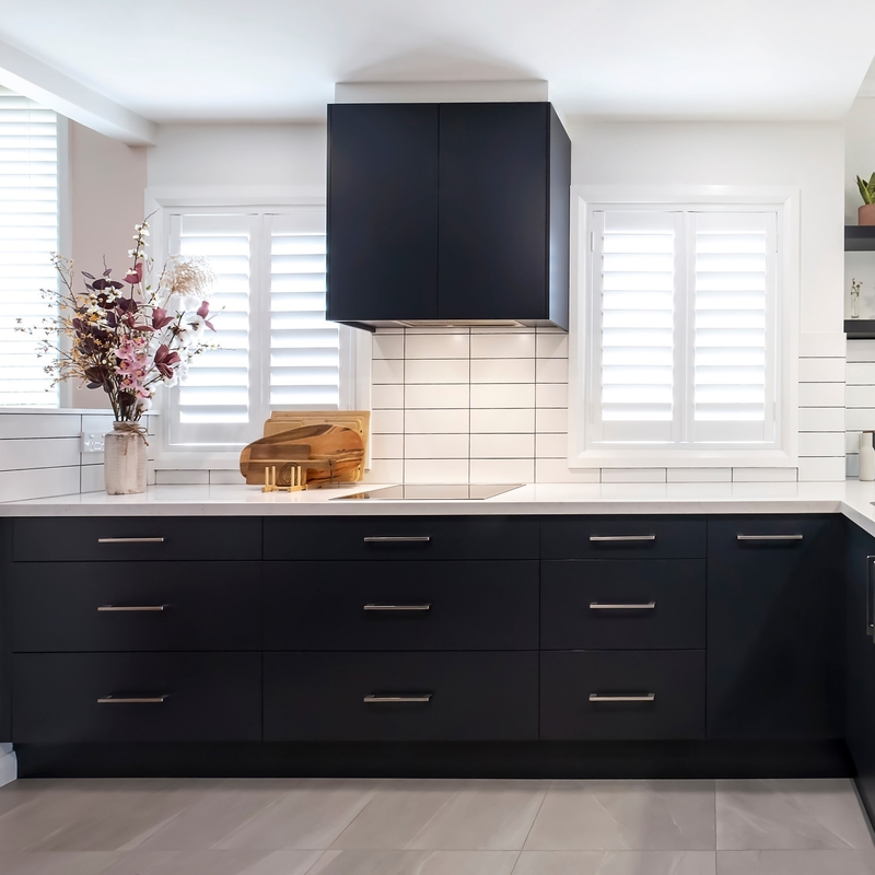 Volledige Matte Black Color-de Keuken Moderne Kasten van pvc voor de Keukenkast van het Keukenmeubilair