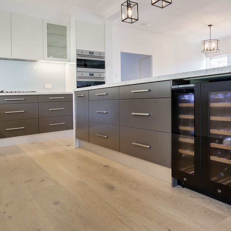 Anti-dumping donkergrijze en witte melamine keukenkast houten RTA modulaire deur