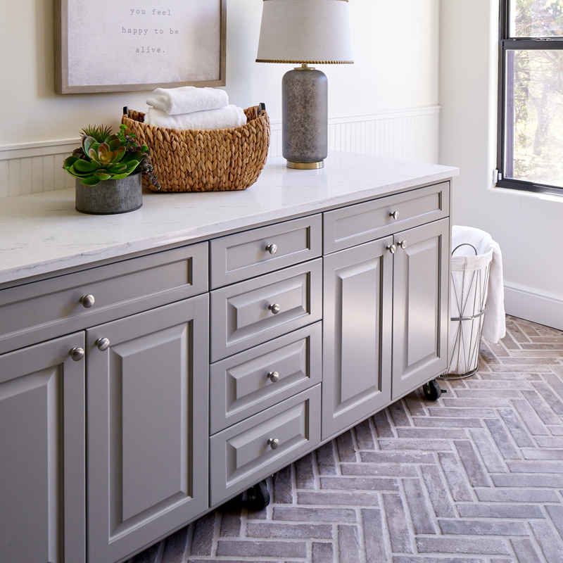Antiek Europees Rood Eiken Stevig Houten Pale Grey Bathroom Vanity With Wash-Handbassin