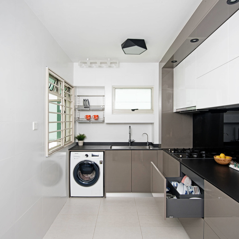 Klein formaat hoogglans grijze en witte lak keukenkast Smart Kitchen Pantry Cabinet