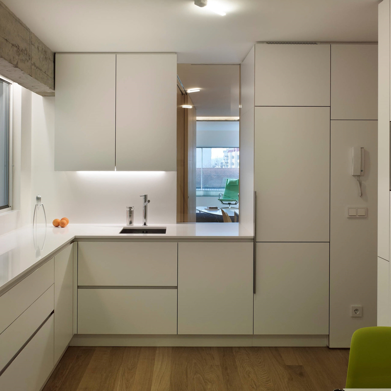 Hoogglans Lak Keuken Units Set Wit En Grijs Kleine Keuken Greeploze Home Kitchenette
